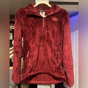 North Face Osito Jacket size small burgundy